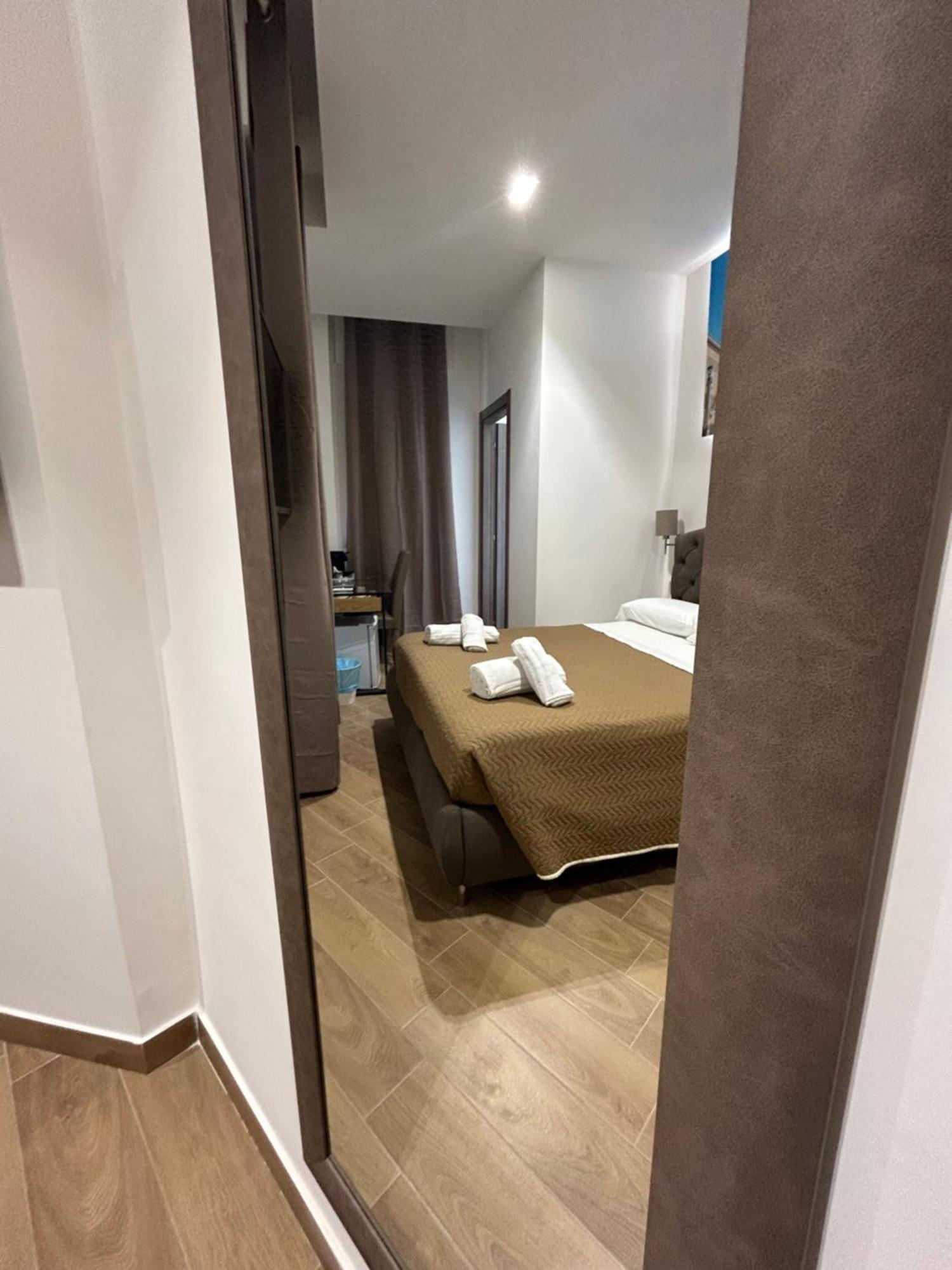 Grimaldi Comfort Guest House エクステリア 写真
